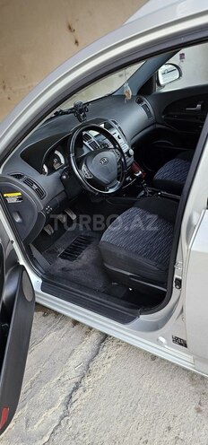 Kia Ceed 2007, 268,400 km - 1.6 l - Qazax