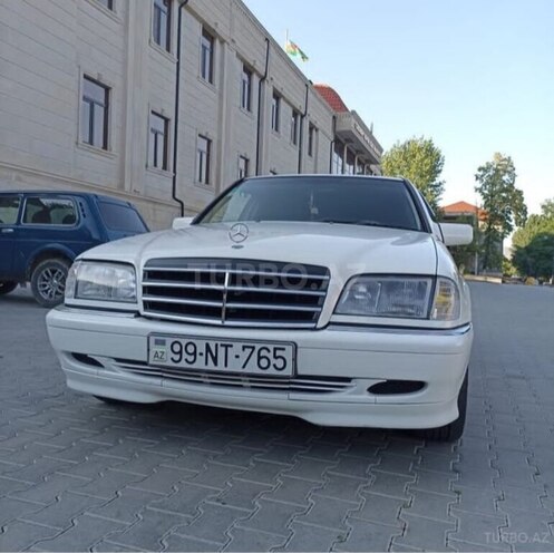 Mercedes C 230 1999, 369,852 km - 2.3 l - Ucar