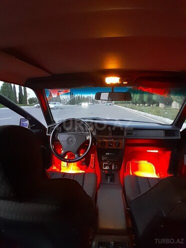 Mercedes 190 1993, 144,444 km - 2.0 l - Gəncə