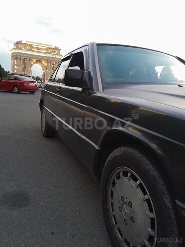 Mercedes 190 1993, 144,444 km - 2.0 l - Gəncə