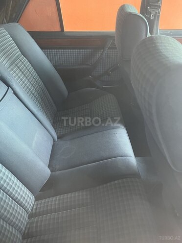 Mercedes E 220 1993, 250,000 km - 2.2 l - Bakı