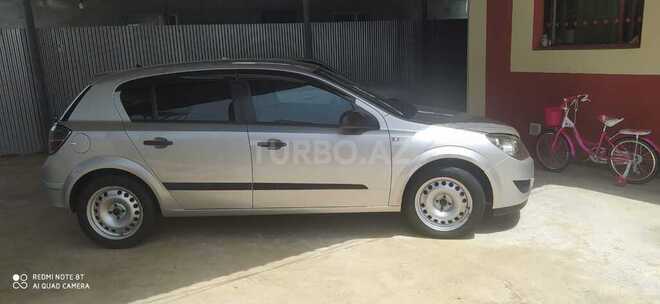 Opel Astra 2009, 200,000 km - 1.4 l - Füzuli