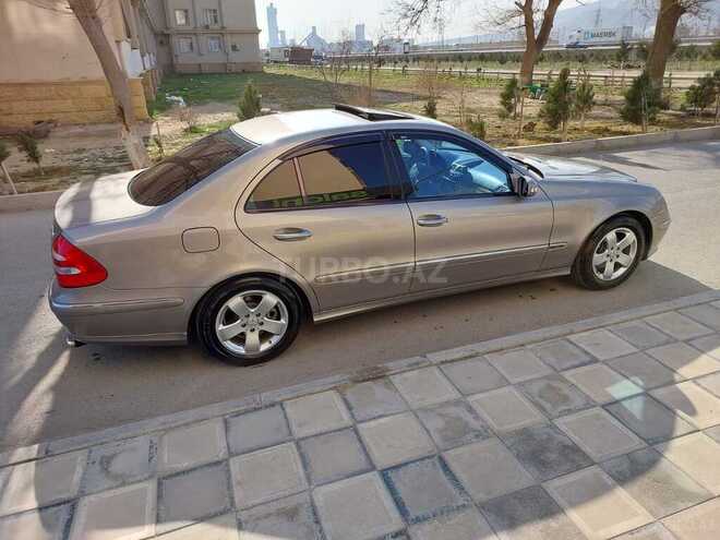 Mercedes E 240 2004, 274,500 km - 2.6 л - Bakı