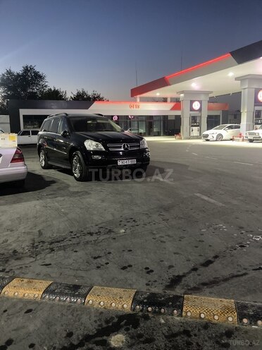 Mercedes GL 550 2007, 12,000 km - 5.5 l - Sabirabad