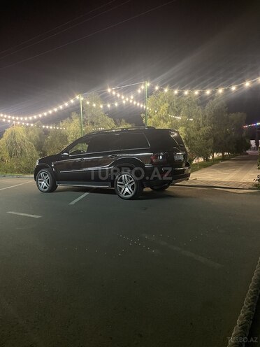 Mercedes GL 550 2007, 12,000 km - 5.5 l - Sabirabad