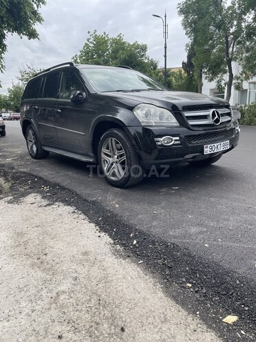 Mercedes GL 550 2007, 12,000 km - 5.5 l - Sabirabad