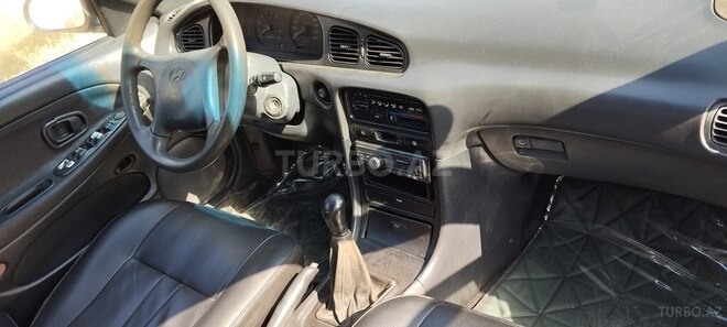 Hyundai Sonata 1998, 328,707 km - 2.0 l - Şəki