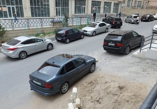 Opel Vectra 1997, 513,000 km - 1.8 l - Bakı