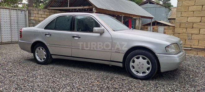 Mercedes C 180 1994, 125,634 km - 1.8 l - Masallı