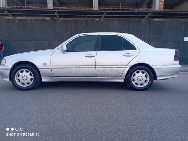 Mercedes C 220 2000, 350,000 km - 2.2 l - Bakı