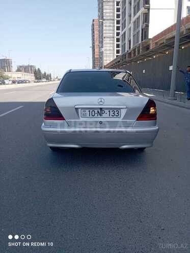 Mercedes C 220 2000, 350,000 km - 2.2 l - Bakı