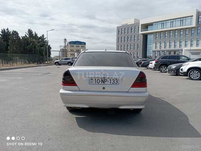 Mercedes C 220 2000, 350,000 km - 2.2 l - Bakı