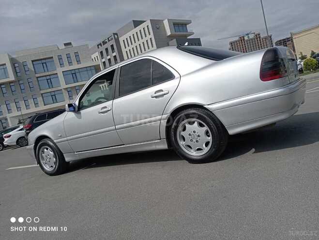 Mercedes C 220 2000, 350,000 km - 2.2 l - Bakı