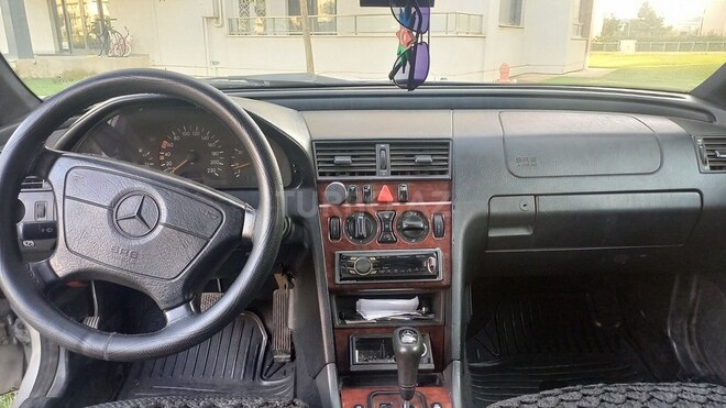 Mercedes C 220 2000, 350,000 km - 2.2 l - Bakı