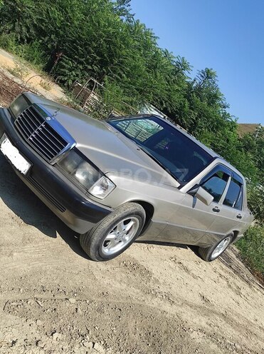 Mercedes 190 1990, 300,000 km - 2.0 l - Bakı