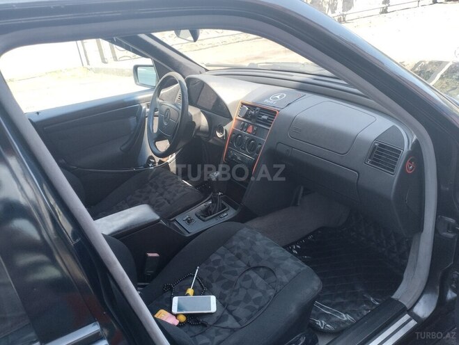 Mercedes C 200 1999, 560,000 km - 2.0 л - Oğuz