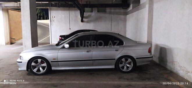 BMW 530 2001, 387,000 km - 3.0 l - Bakı