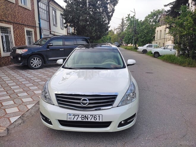 Nissan Teana 2009, 237,000 km - 3.5 l - Quba