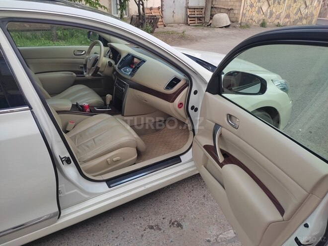 Nissan Teana 2009, 237,000 km - 3.5 l - Quba