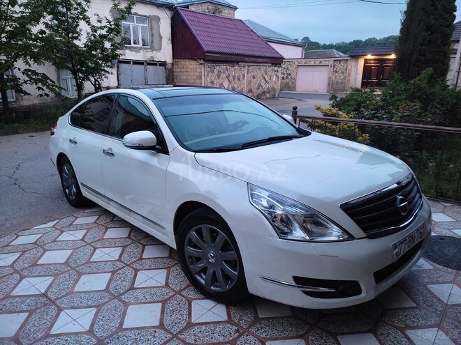 Nissan Teana 2009, 237,000 km - 3.5 l - Quba