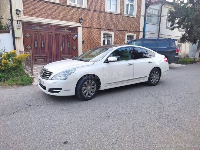 Nissan Teana 2009, 237,000 km - 3.5 l - Quba