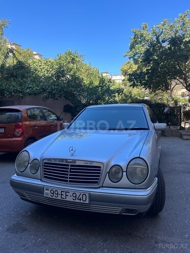 Mercedes E 240 1998, 221,000 km - 2.4 l - Bakı