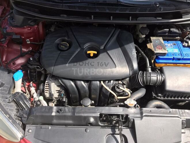Hyundai Elantra 2013, 160,934 km - 1.8 л - Sabirabad