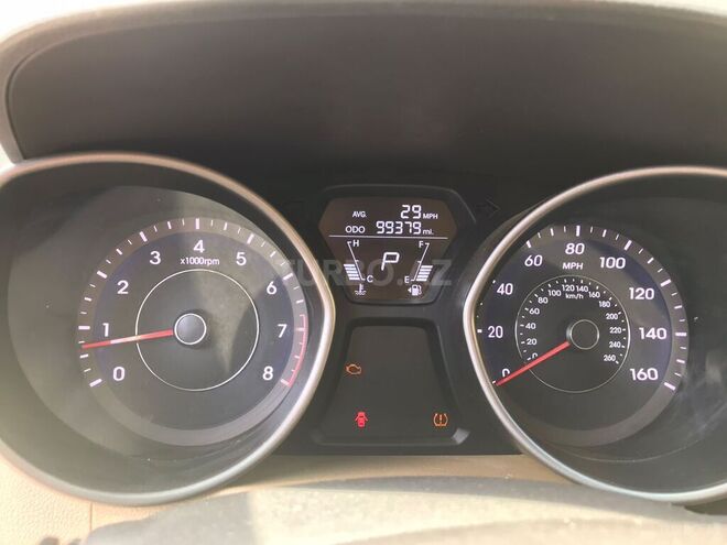 Hyundai Elantra 2013, 160,934 km - 1.8 л - Sabirabad