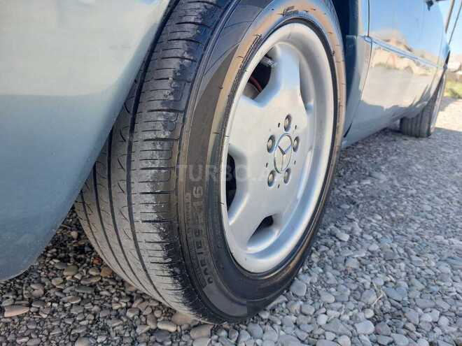Mercedes E 200 1990, 315,385 km - 2.0 l - Bakı