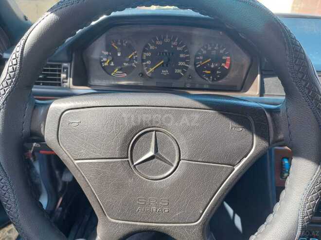 Mercedes E 200 1990, 315,385 km - 2.0 l - Bakı