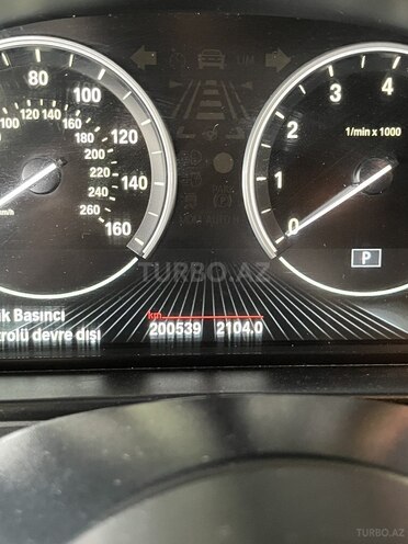 BMW 528 2014, 200,600 km - 2.0 л - Bakı