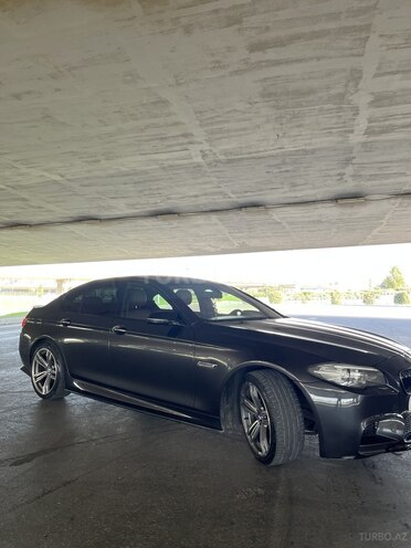 BMW 528 2014, 200,600 km - 2.0 л - Bakı