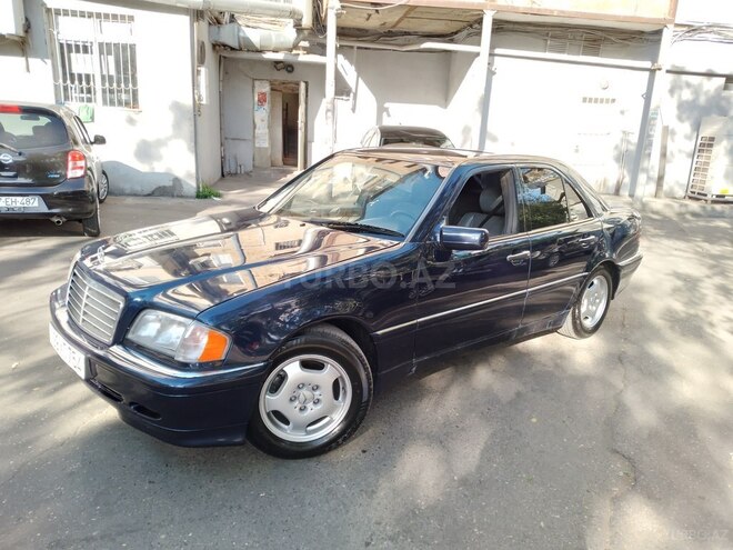 Mercedes C 230 1997, 333,000 km - 2.3 l - Bakı