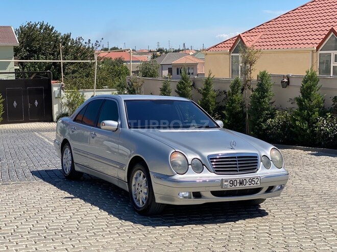 Mercedes E 220 2000, 600,000 km - 2.2 l - Bakı