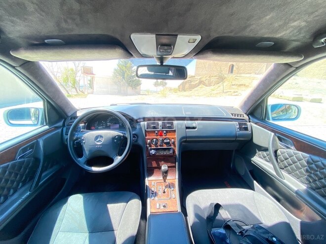 Mercedes E 220 2000, 600,000 km - 2.2 l - Bakı