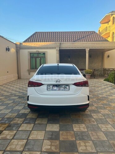 Hyundai Accent 2021, 1,900 km - 1.6 l - Gəncə