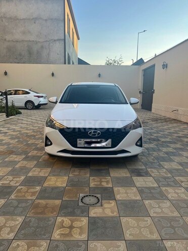 Hyundai Accent 2021, 1,900 km - 1.6 l - Gəncə