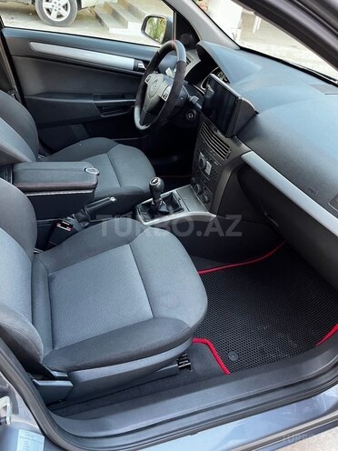 Opel Astra 2006, 158,300 km - 1.4 л - Bakı