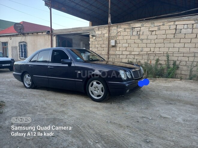 Mercedes E 240 1998, 346,080 km - 2.4 l - Bakı