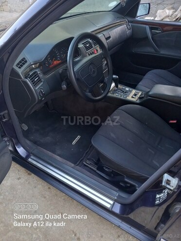Mercedes E 240 1998, 346,080 km - 2.4 l - Bakı