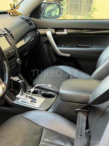 Kia Sorento 2011, 270,000 km - 2.0 l - Bakı