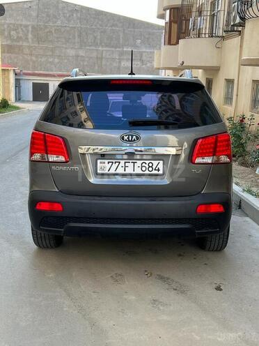 Kia Sorento 2011, 270,000 km - 2.0 l - Bakı