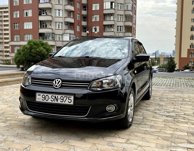 Volkswagen Polo 2013, 188,000 km - 1.6 l - Bakı