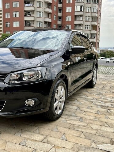 Volkswagen Polo 2013, 188,000 km - 1.6 l - Bakı