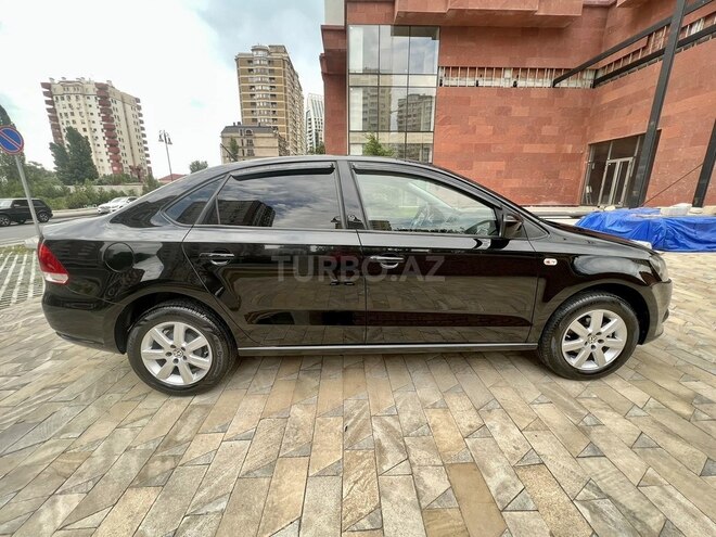 Volkswagen Polo 2013, 188,000 km - 1.6 l - Bakı