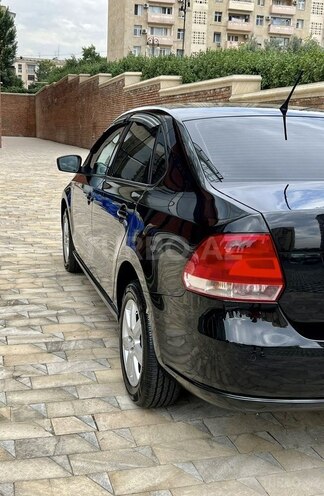 Volkswagen Polo 2013, 188,000 km - 1.6 l - Bakı
