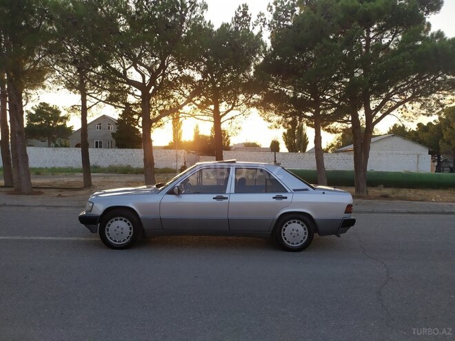 Mercedes 190 1991, 342,781 km - 1.8 l - Sumqayıt