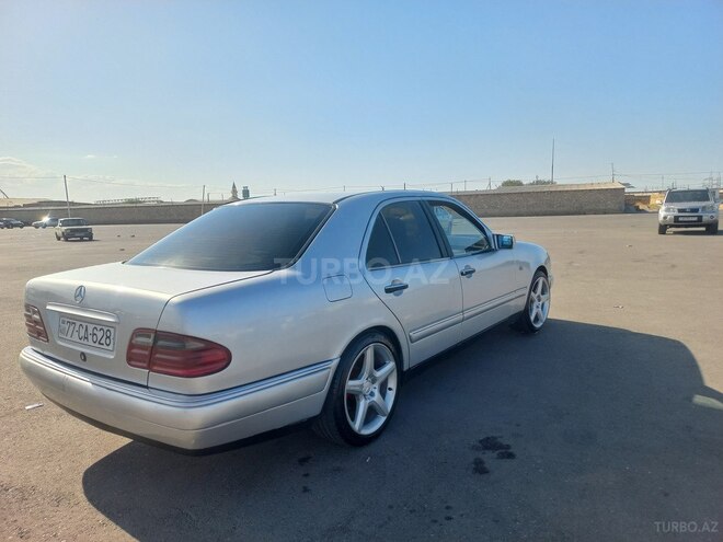 Mercedes E 200 1996, 256,987 km - 2.0 л - Bakı