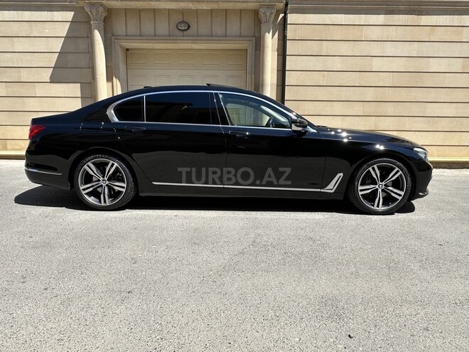 BMW 740 2017, 220 km - 3.0 л - Bakı