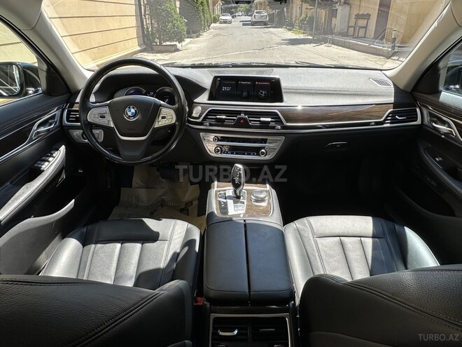 BMW 740 2017, 220 km - 3.0 л - Bakı